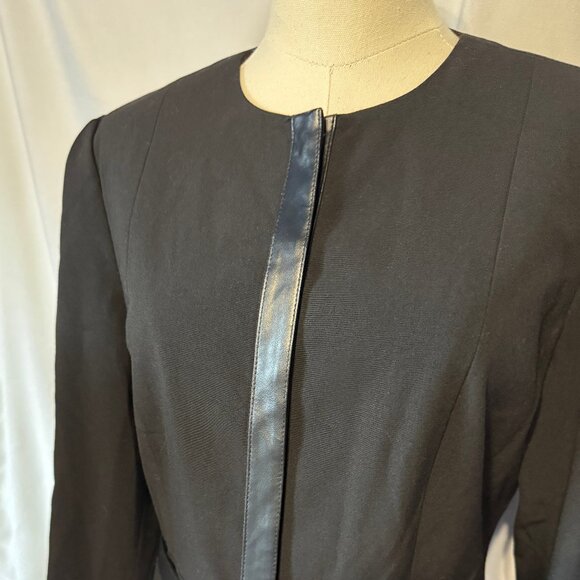 (S) LARRY LEVINE Stretch Black Jacket with Faux Leather Trim - Picture 2 of 11
